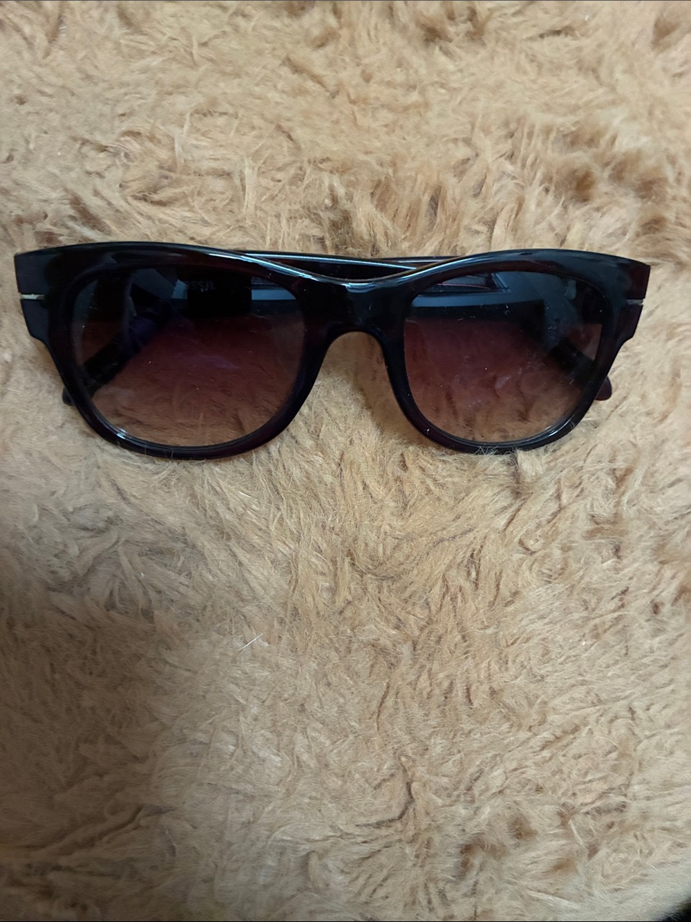 Fossil Tortoiseshell Frame Sunglasses with Black Temples